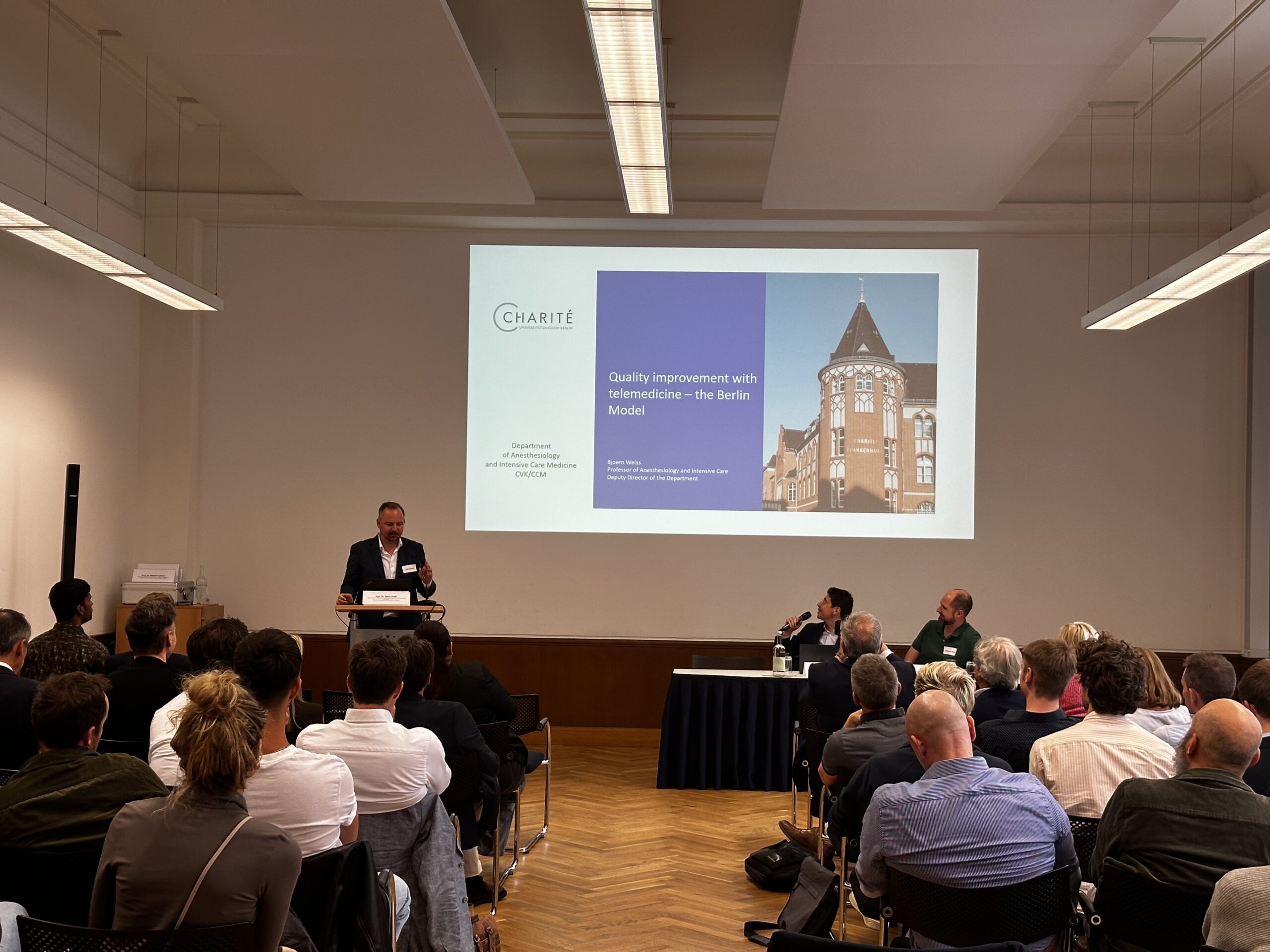 Internationale Zusammenarbeit in der Telemedizin: Update aus Berlin 2025 - Teladoc Health Germany
