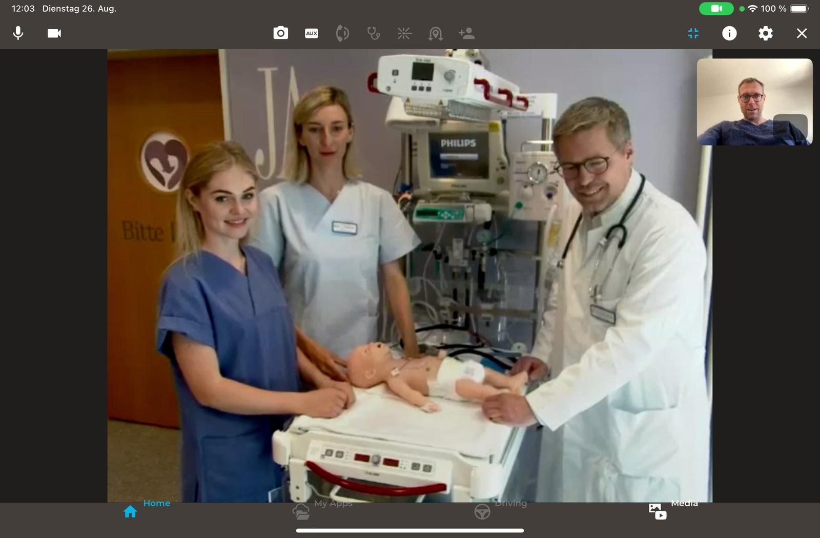 Digitale Rettung im Kreißsaal: Wie TelEmergency Baby die Notfallversorgung revolutioniert - Teladoc Health Germany